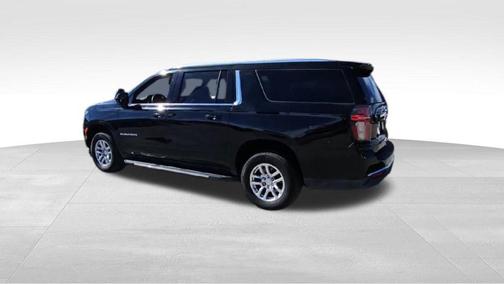 2024 Chevrolet Suburban LT