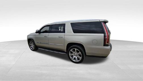 2017 Cadillac Escalade ESV Luxury