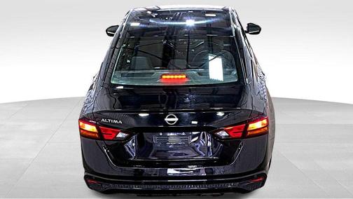 2024 Nissan Altima S FWD