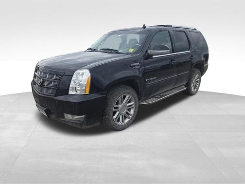 Black 2013 Cadillac Escalade Luxury