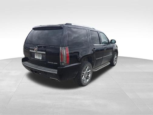 Black 2013 Cadillac Escalade Luxury