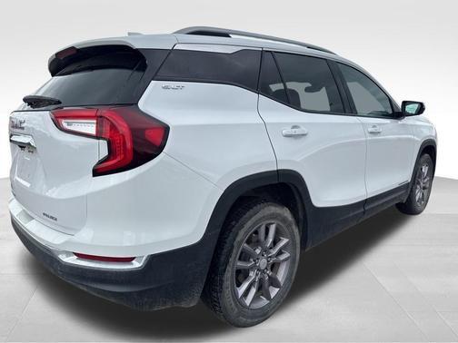 Summit White 2023 GMC Terrain SLT