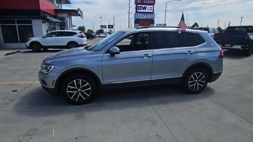 2021 Volkswagen Tiguan 2.0T SE R-Line Black