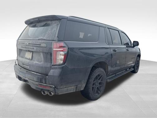 2022 Chevrolet Suburban 4WD Z71