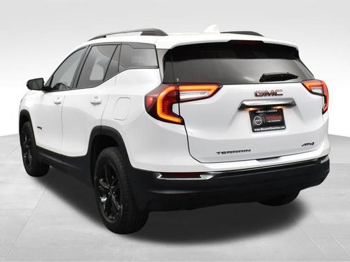 2023 GMC Terrain AWD AT4