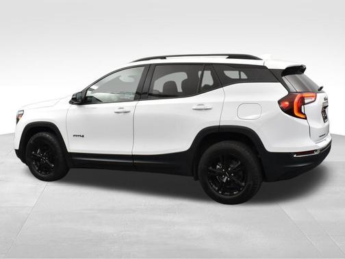 2023 GMC Terrain AWD AT4
