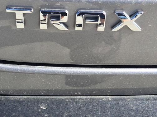 Sterling Gray Metallic 2024 Chevrolet Trax LS