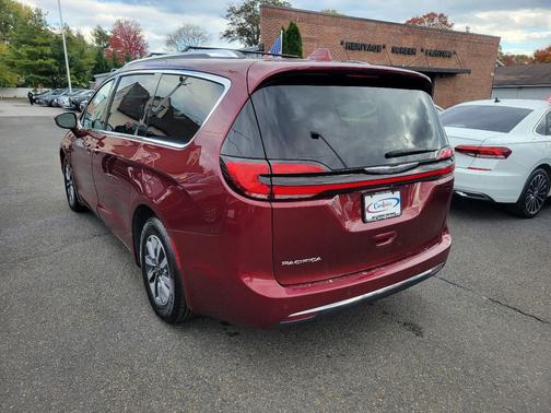 2021 Chrysler Pacifica Touring L