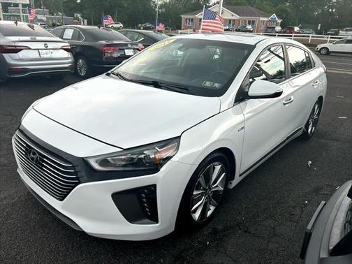 2017 Hyundai IONIQ Hybrid Limited