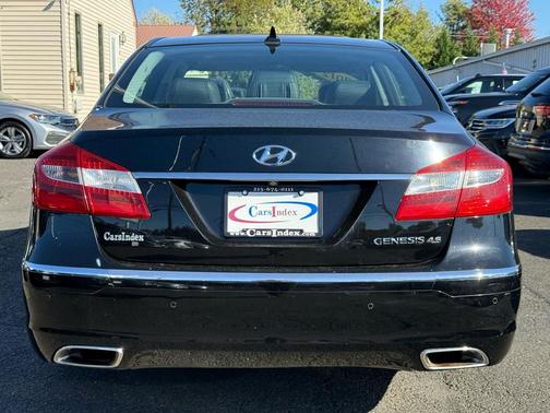 2012 Hyundai Genesis 4.6