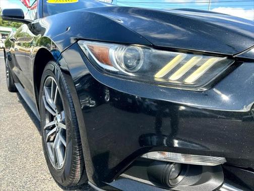 2016 Ford Mustang EcoBoost Premium