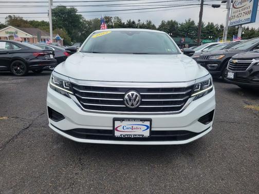 2022 Volkswagen Passat 2.0T Limited Edition