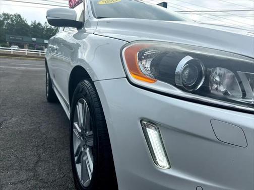 2017 Volvo XC60 T5 Inscription