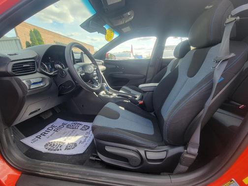 2020 Hyundai Veloster 2