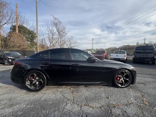 2019 Alfa Romeo Giulia Ti Sport