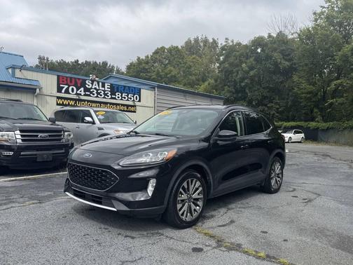 2020 Ford Escape Titanium