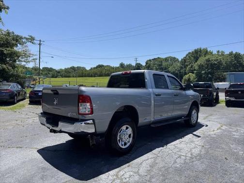 2020 RAM 2500 Tradesman Crew Cab 4X4 6'4' Box