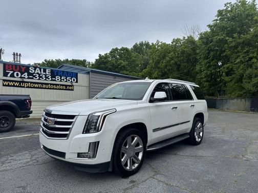 Crystal White Tricoat 2017 Cadillac Escalade Luxury