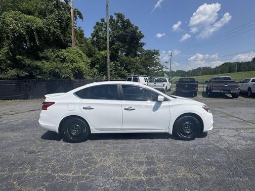 White 2016 Nissan Sentra SV