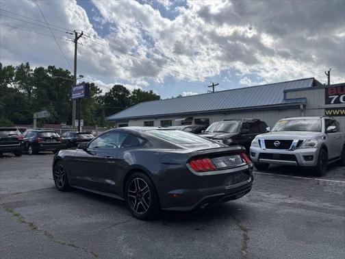 2020 Ford Mustang EcoBoost