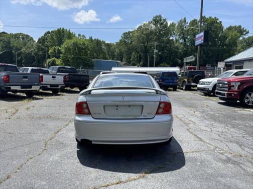 2004 Pontiac GTO Base 2dr Coupe