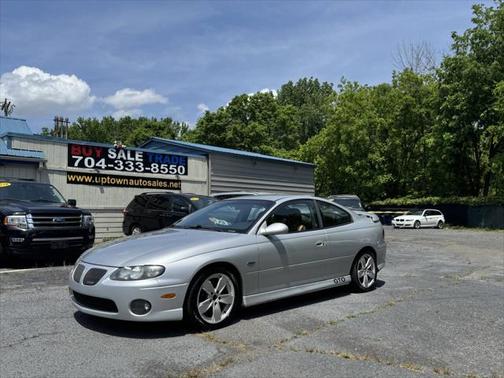 2004 Pontiac GTO Base 2dr Coupe