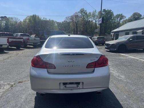 Liquid Platinum 2015 INFINITI Q40 Base