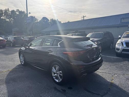 2017 INFINITI QX30 Base 4dr Crossover