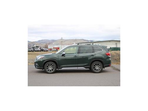 2023 Subaru Forester Touring