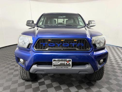 Blue Ribbon Metallic 2015 Toyota Tacoma Base