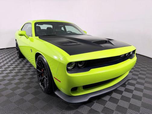 Sublime Pearl Coat 2015 Dodge Challenger SRT Hellcat