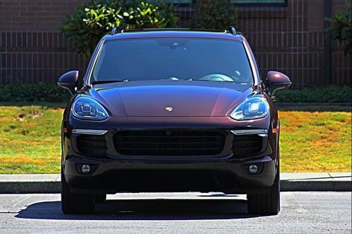 2018 Porsche Cayenne Platinum Edition