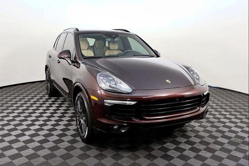 2018 Porsche Cayenne Platinum Edition