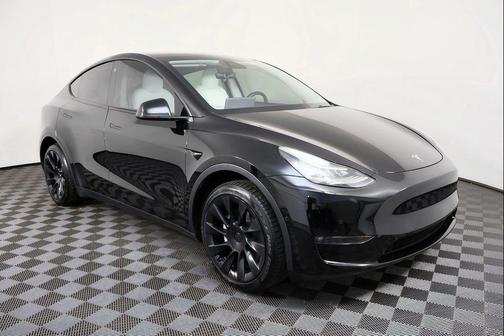 2021 Tesla Model Y Standard Range Rear-Wheel Drive