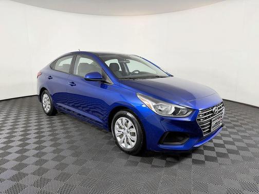 Admiral Blue Pearl 2019 Hyundai Accent SE