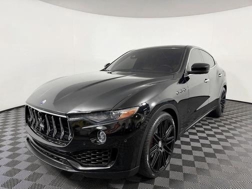 Black 2018 Maserati Levante Base