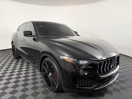 Black 2018 Maserati Levante Base