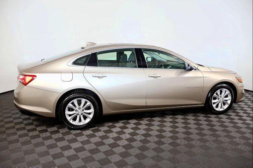 2022 Chevrolet Malibu FWD LT