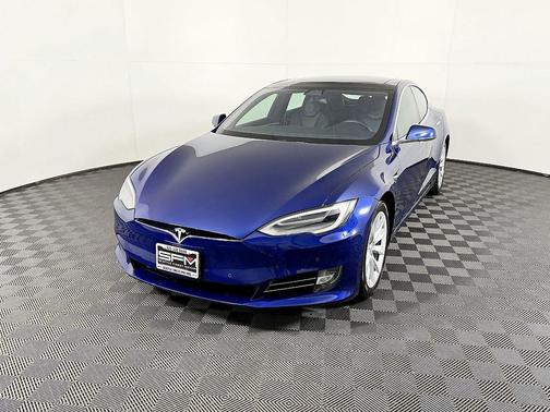 2017 Tesla Model S 75D
