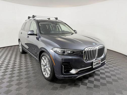 Arctic Gray Metallic 2020 BMW X7 xDrive50i