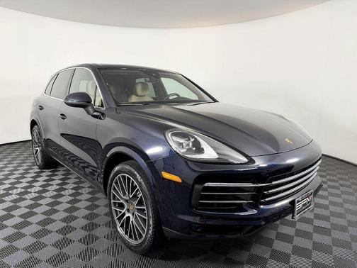 Blue 2020 Porsche Cayenne Cayenne