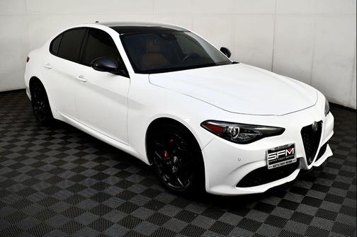 2020 Alfa Romeo Giulia Sport