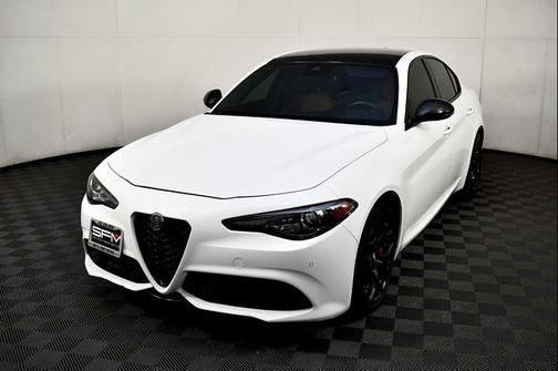 2020 Alfa Romeo Giulia Sport