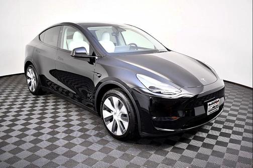 2024 Tesla Model Y Long Range Dual Motor All-Wheel Drive