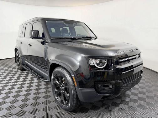 Santorini Black Metallic 2020 Land Rover Defender 110 S