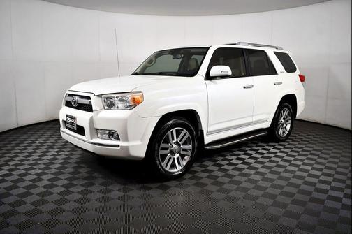 Blizzard Pearl Metallic 2013 Toyota 4Runner Limited