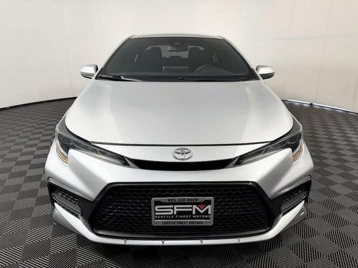 Classic Silver Metallic 2020 Toyota Corolla XSE