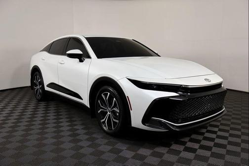 2024 Toyota Crown XLE