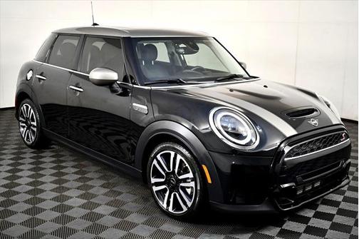 2023 MINI Hardtop Cooper S