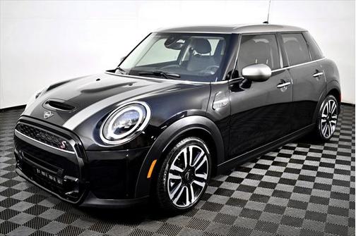 2023 MINI Hardtop Cooper S
